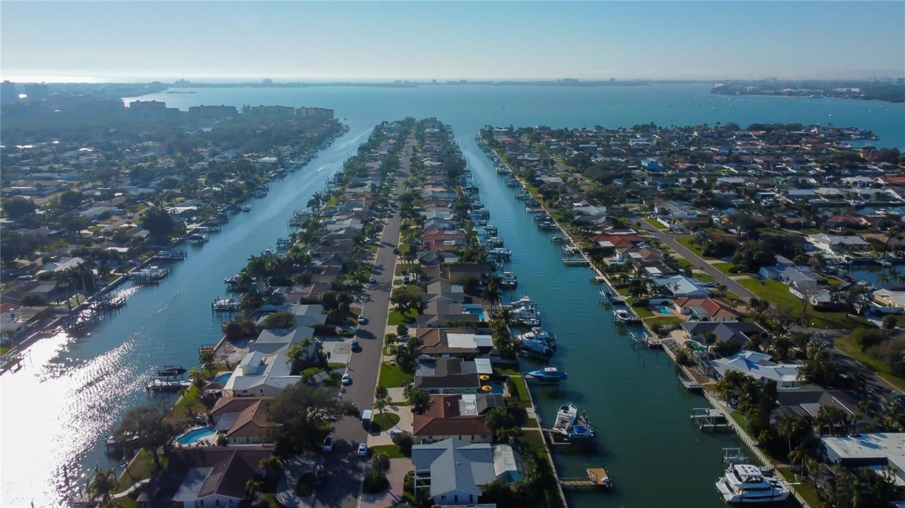 3835 48 Avenue S, Saint Petersburg, FL 33711 Photo