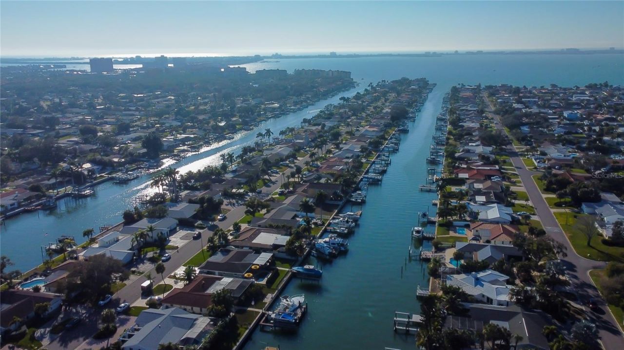 3835 48 Avenue S, Saint Petersburg, FL 33711 Photo