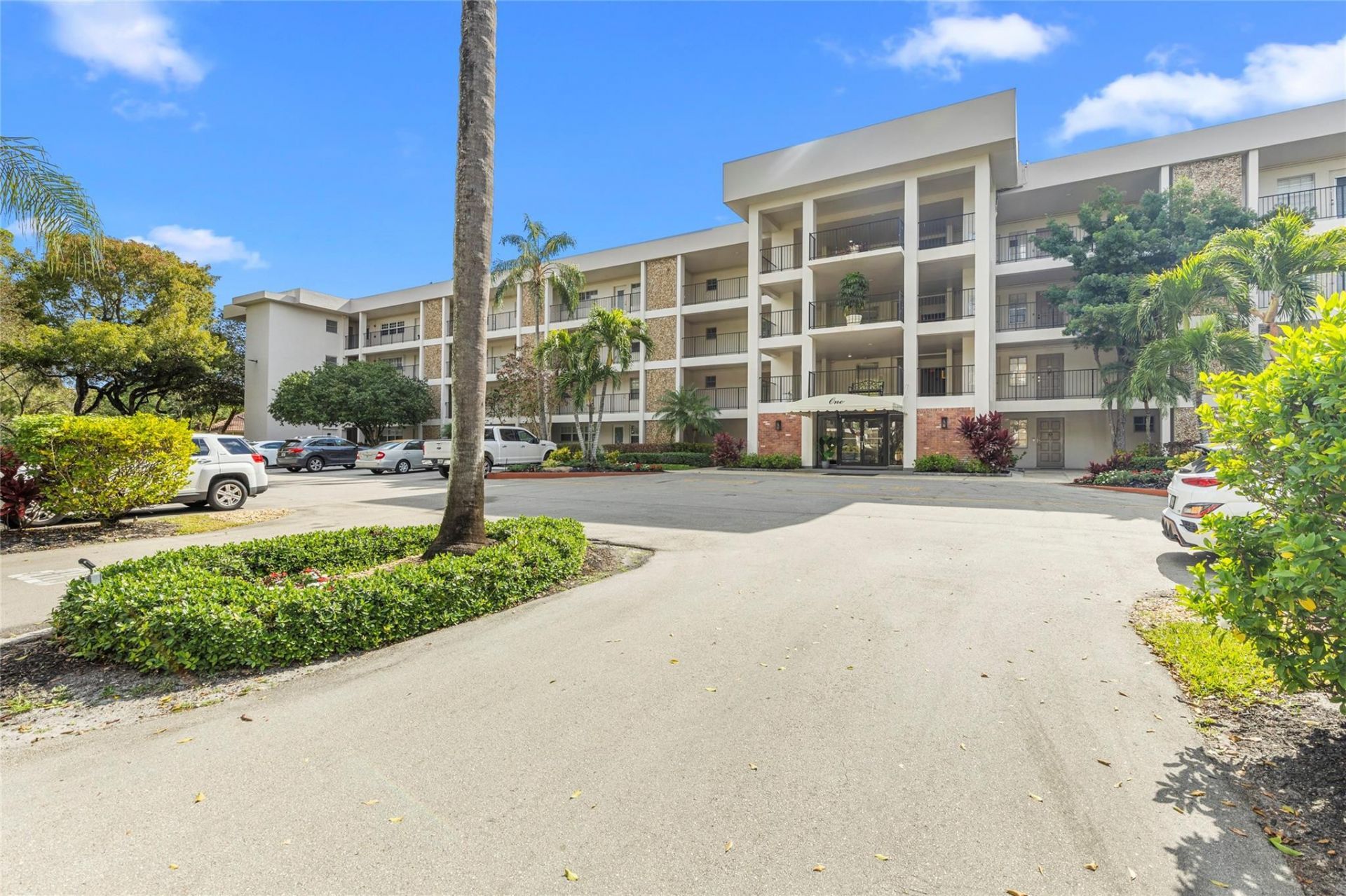 2800 N Palm Aire Drive, Unit 310, Pompano Beach, FL 33069 Photo