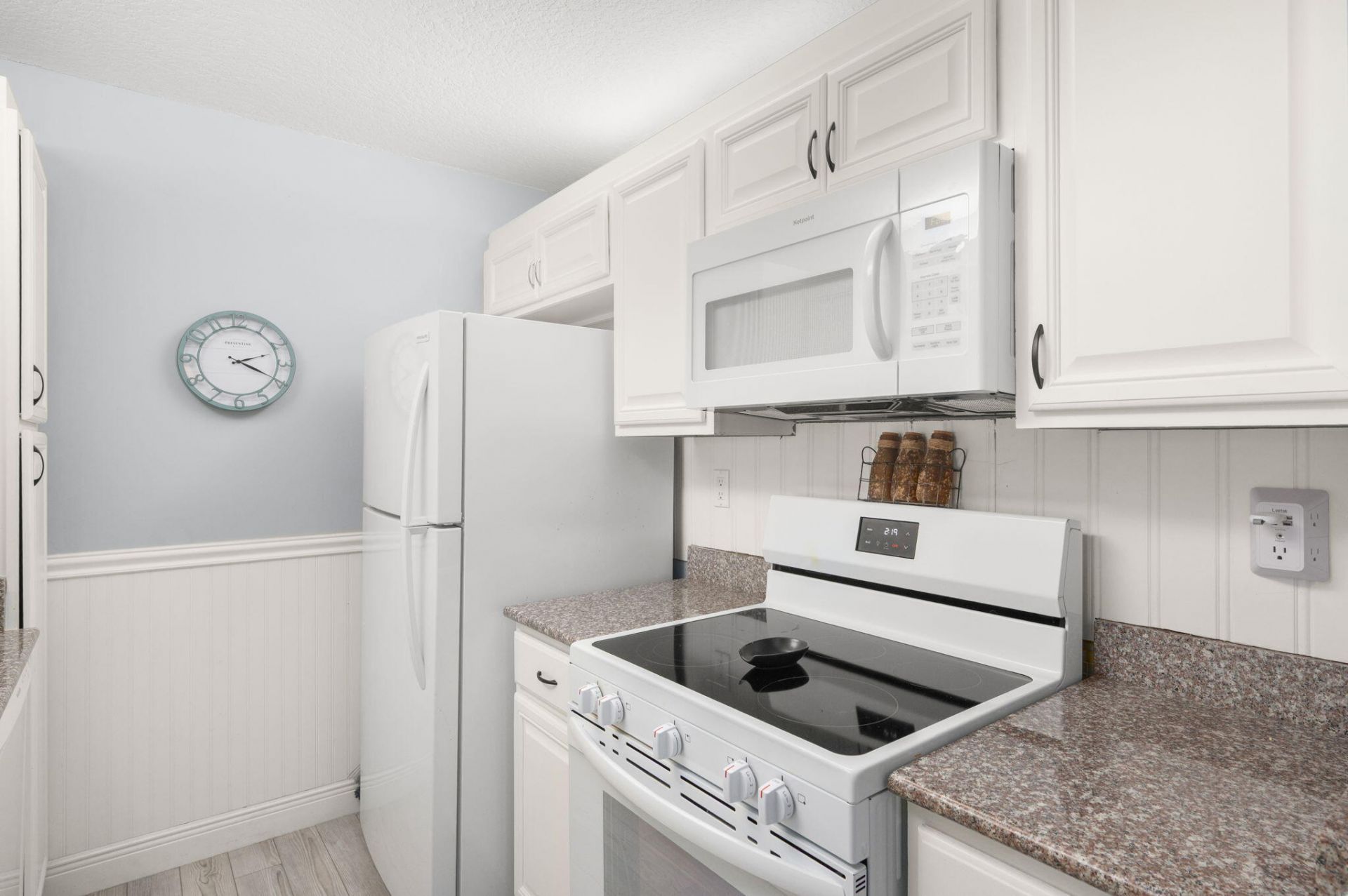 2500 SE Anchorage Cove, Unit D-2, Port Saint Lucie, FL 34952 Photo