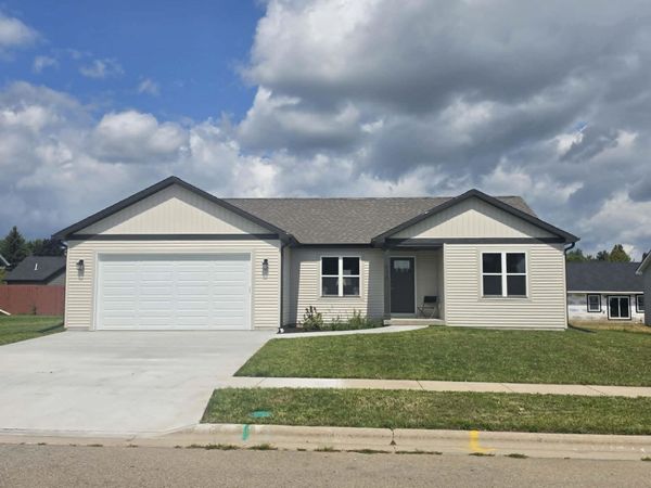 436 Sandmar Drive, Ripon, WI 54971