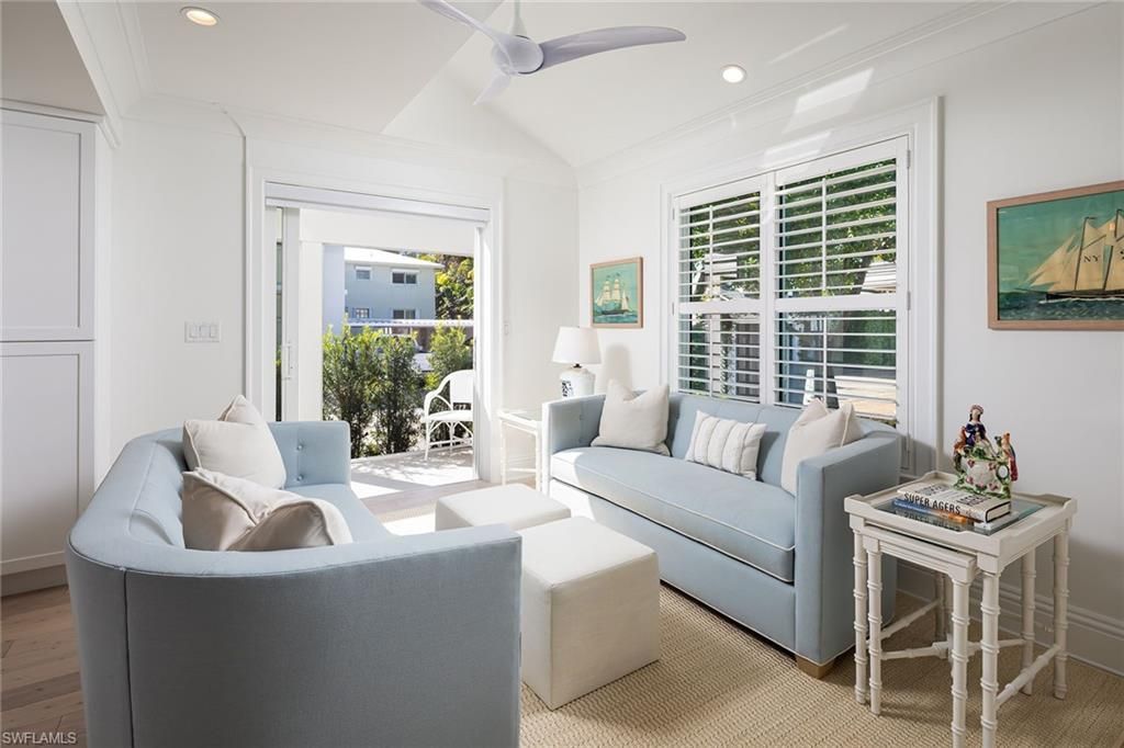 230 6th Ave S, Unit 12, Naples, FL 34102 Photo