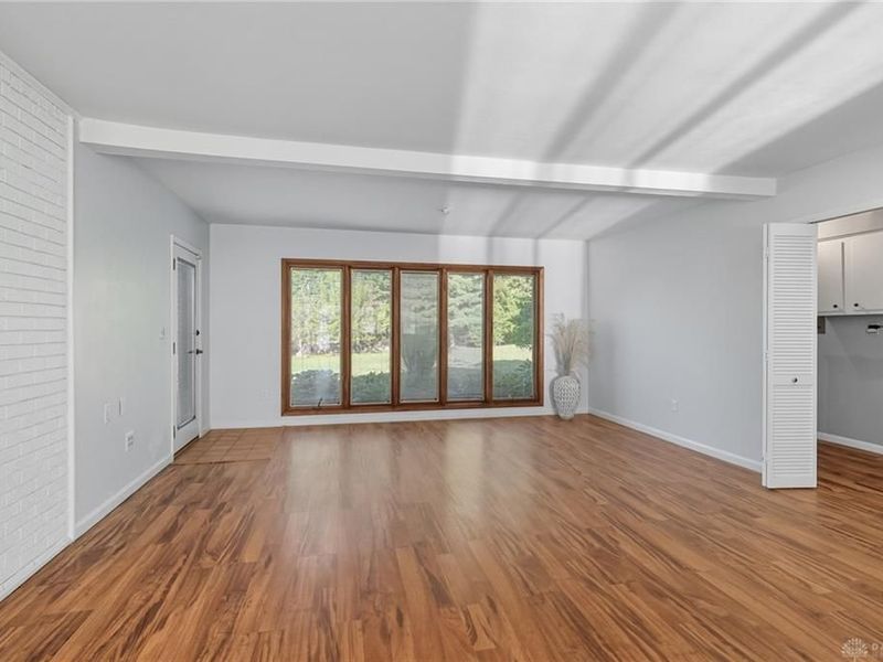 2215 S Linda Drive, Bellbrook, OH 45305 Photo 5