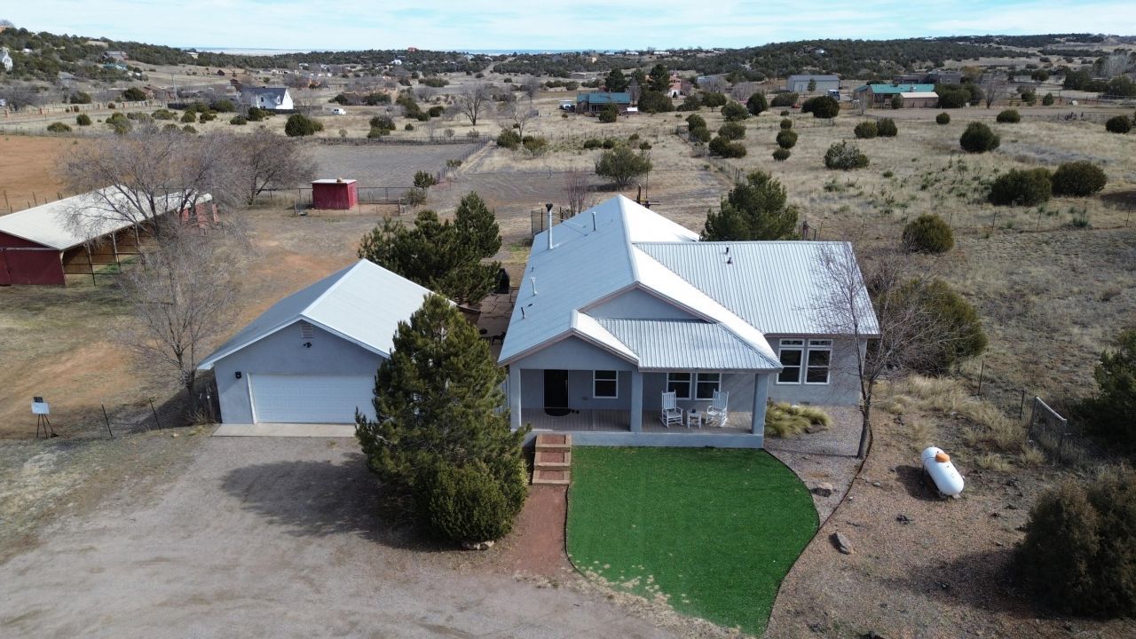 6 Zachary Lane, Edgewood, NM 87015 Main Photo