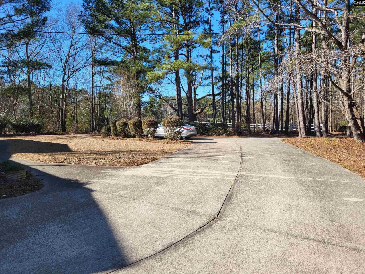 205 Sim Johnson Road Photo 6