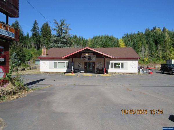 714 N Santiam Hwy, Gates, OR 97346