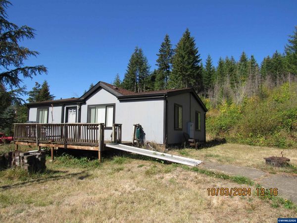 714 N Santiam Hwy, Gates, OR 97346