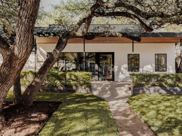 4214 Deepwoods DR, Austin, TX 78731