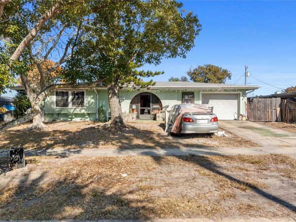 712 Bianca Dr. NE, Palm Bay, FL 32905