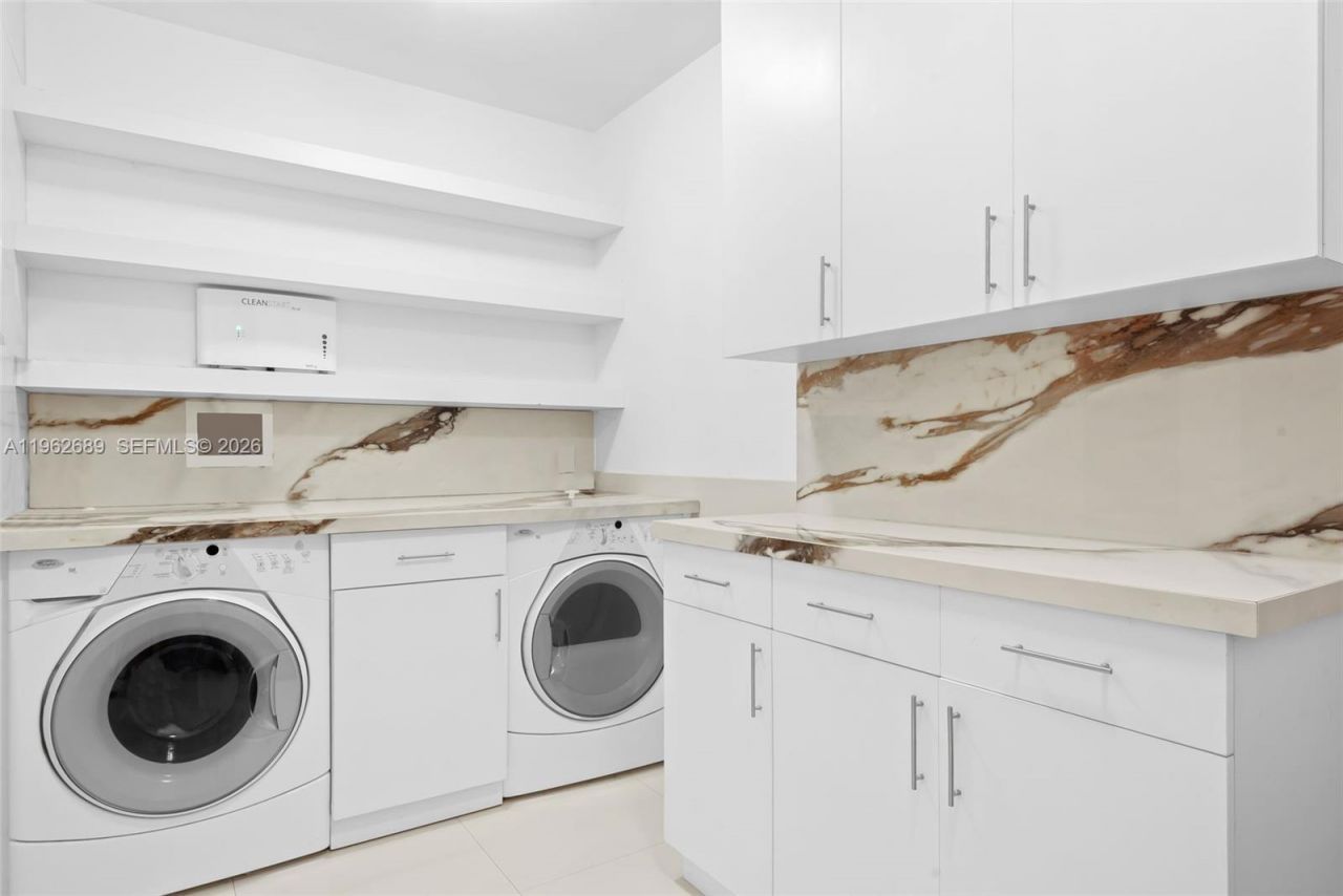 1100 Biscayne Blvd, Unit 5706, Miami, FL 33132 Photo