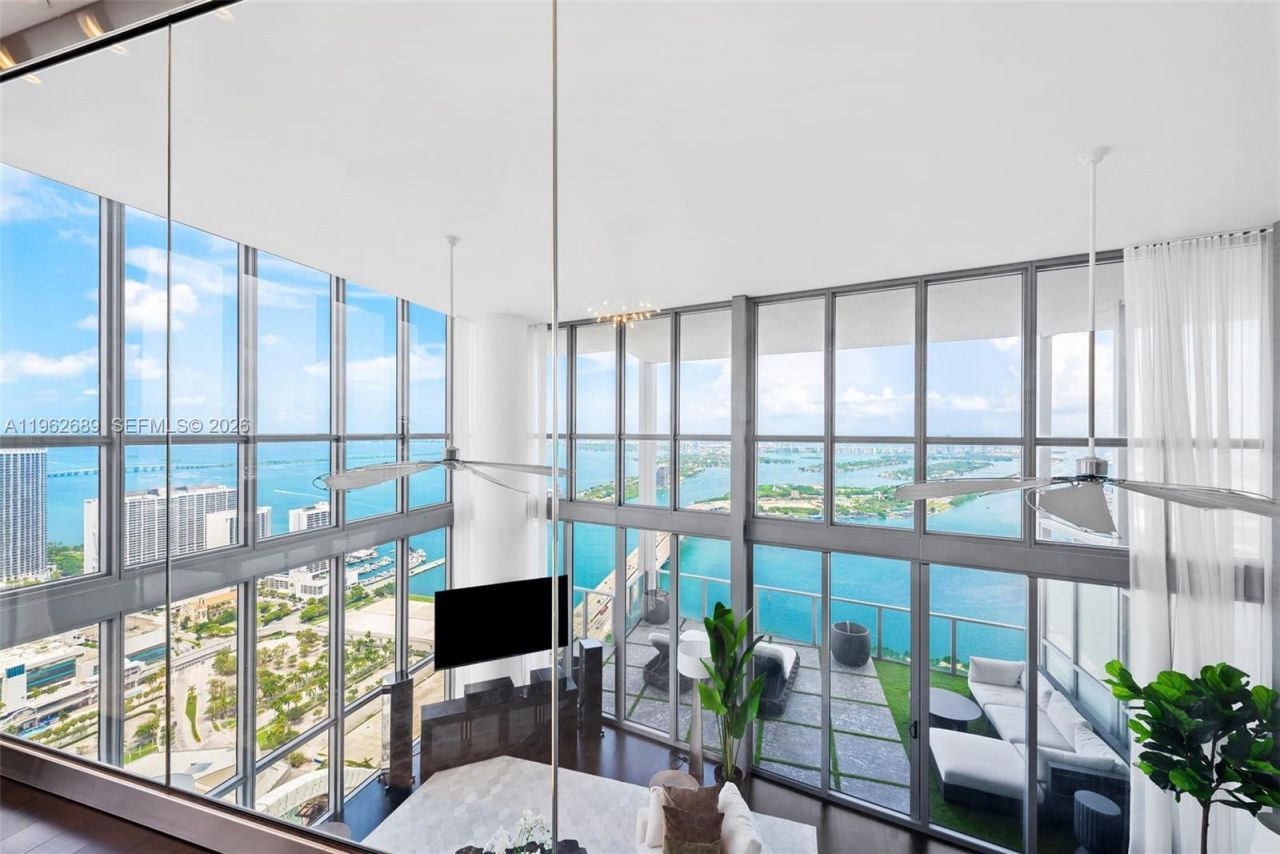 1100 Biscayne Blvd, Unit 5706, Miami, FL 33132 Photo