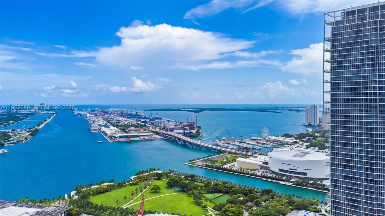 1100 Biscayne Blvd, Unit 5706, Miami, FL 33132 Photo