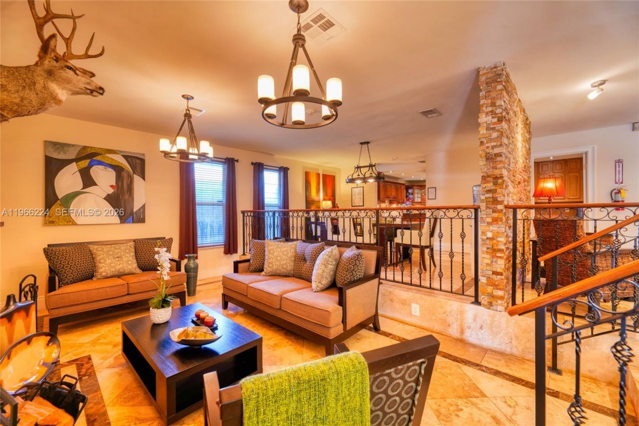 5826 SW 17th St, Miami, FL 33155 Photo