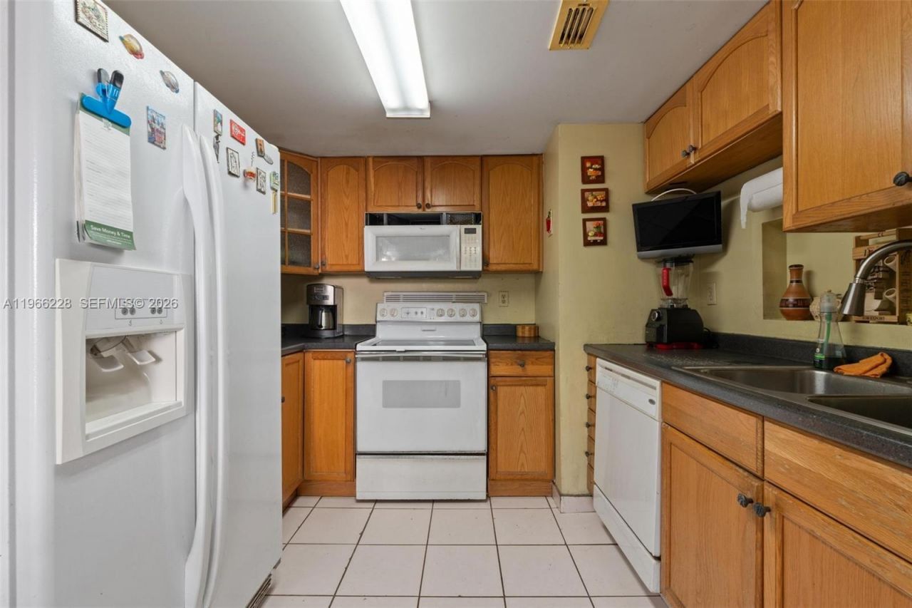 415 NW 85th Pl, Unit 1707, Miami, FL 33126 Photo