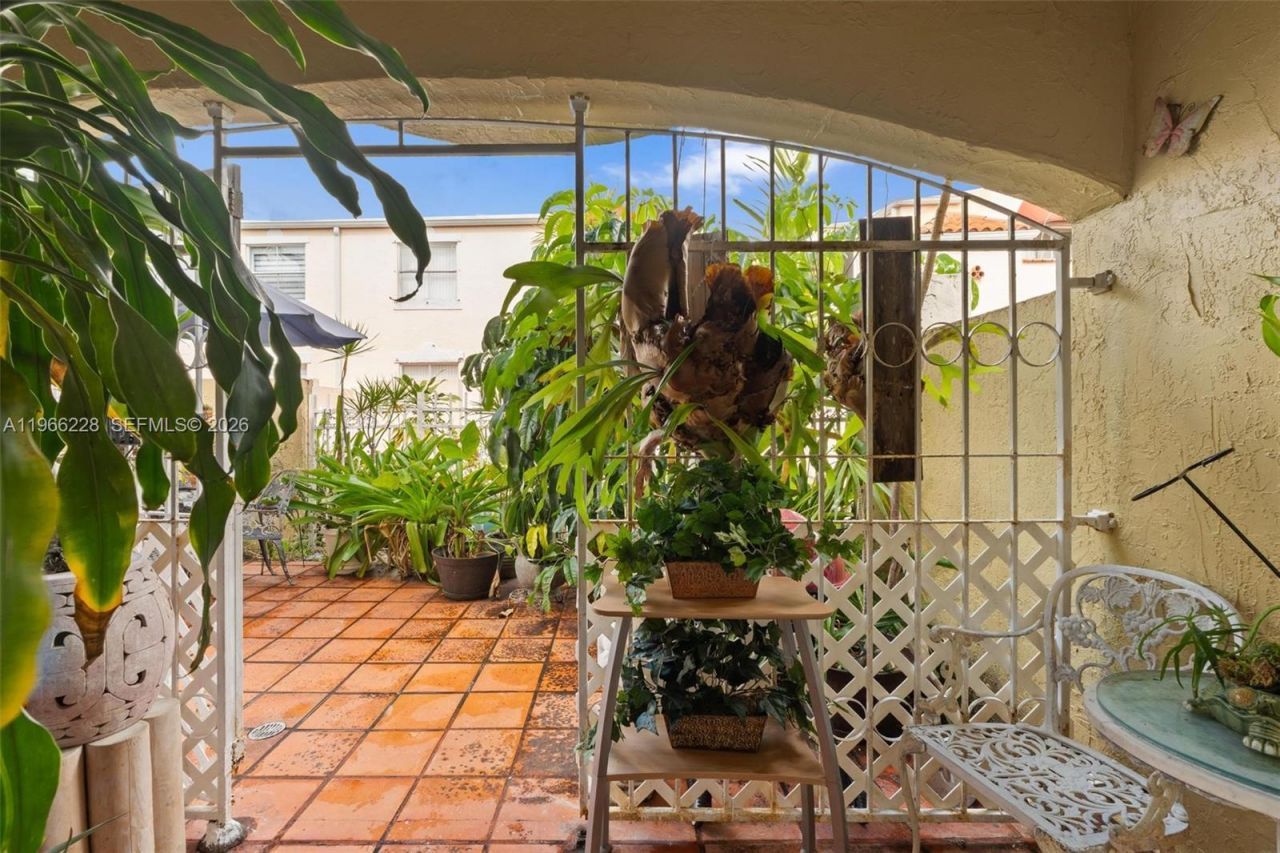 415 NW 85th Pl, Unit 1707, Miami, FL 33126 Photo