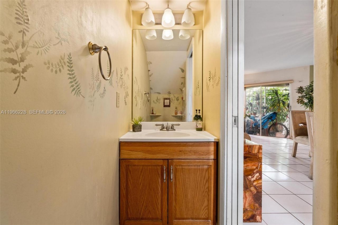 415 NW 85th Pl, Unit 1707, Miami, FL 33126 Photo