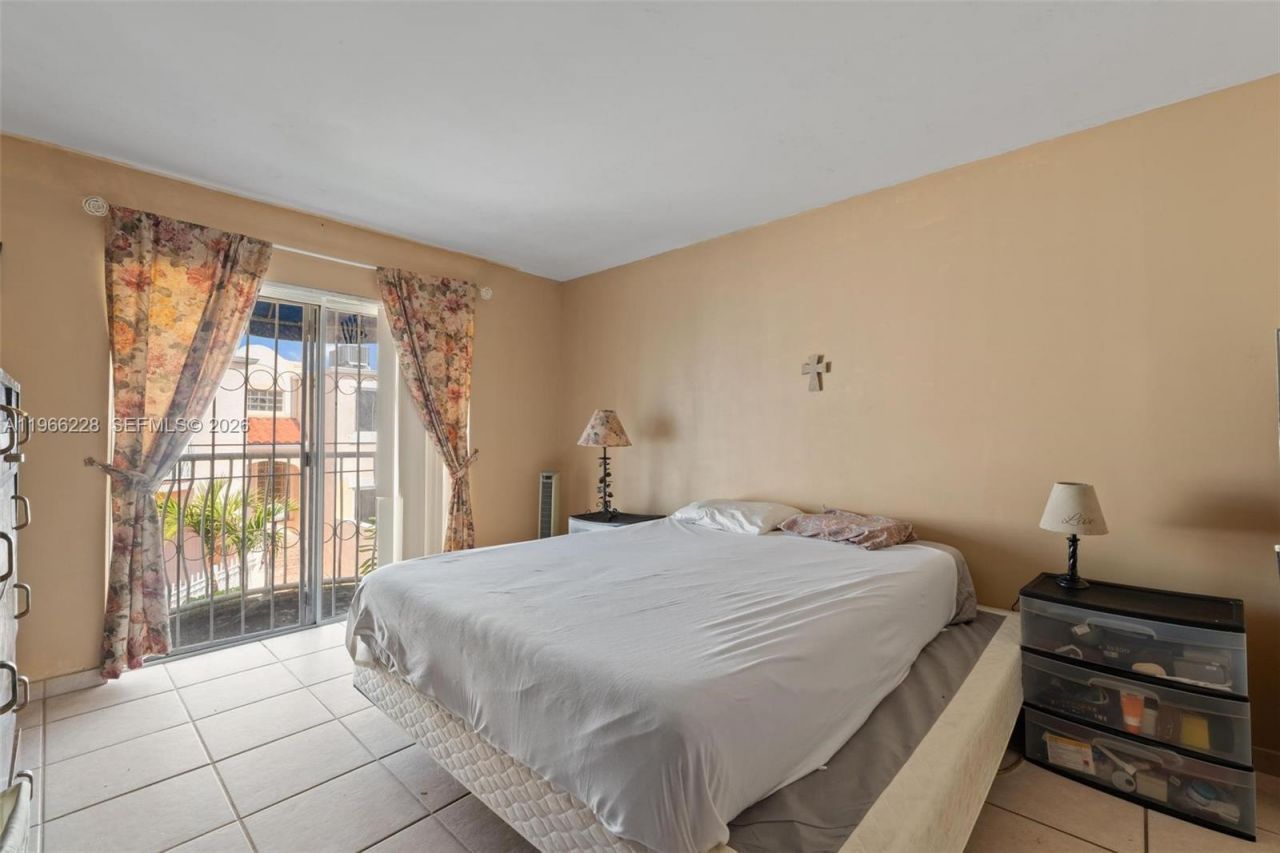 415 NW 85th Pl, Unit 1707, Miami, FL 33126 Photo