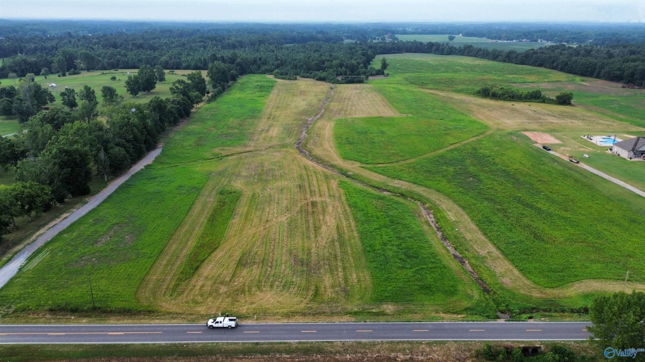 007 Quinn Road, Athens, AL 35611 Main Photo