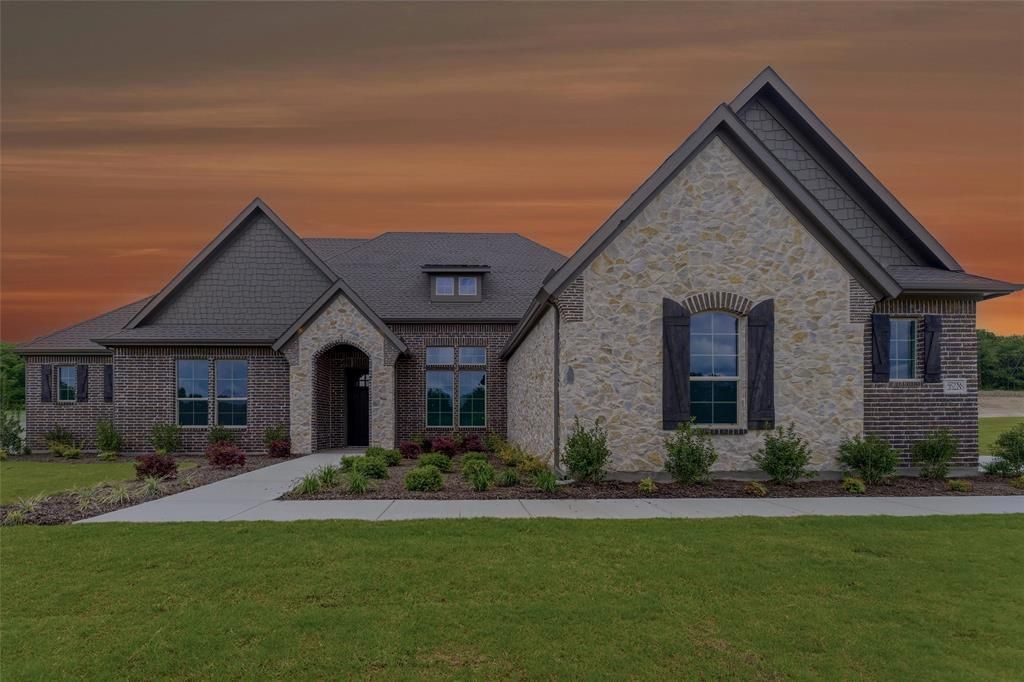 528 Lantana Drive, Weatherford, TX 76082 Main Photo