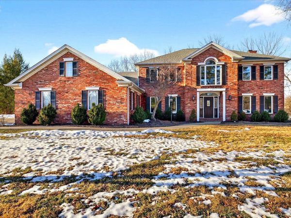 3825 E Devonshire Court, Bloomington, IN 47408