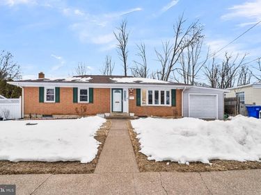 6704 LEHIGH AVENUE, HARRISBURG, PA 17111