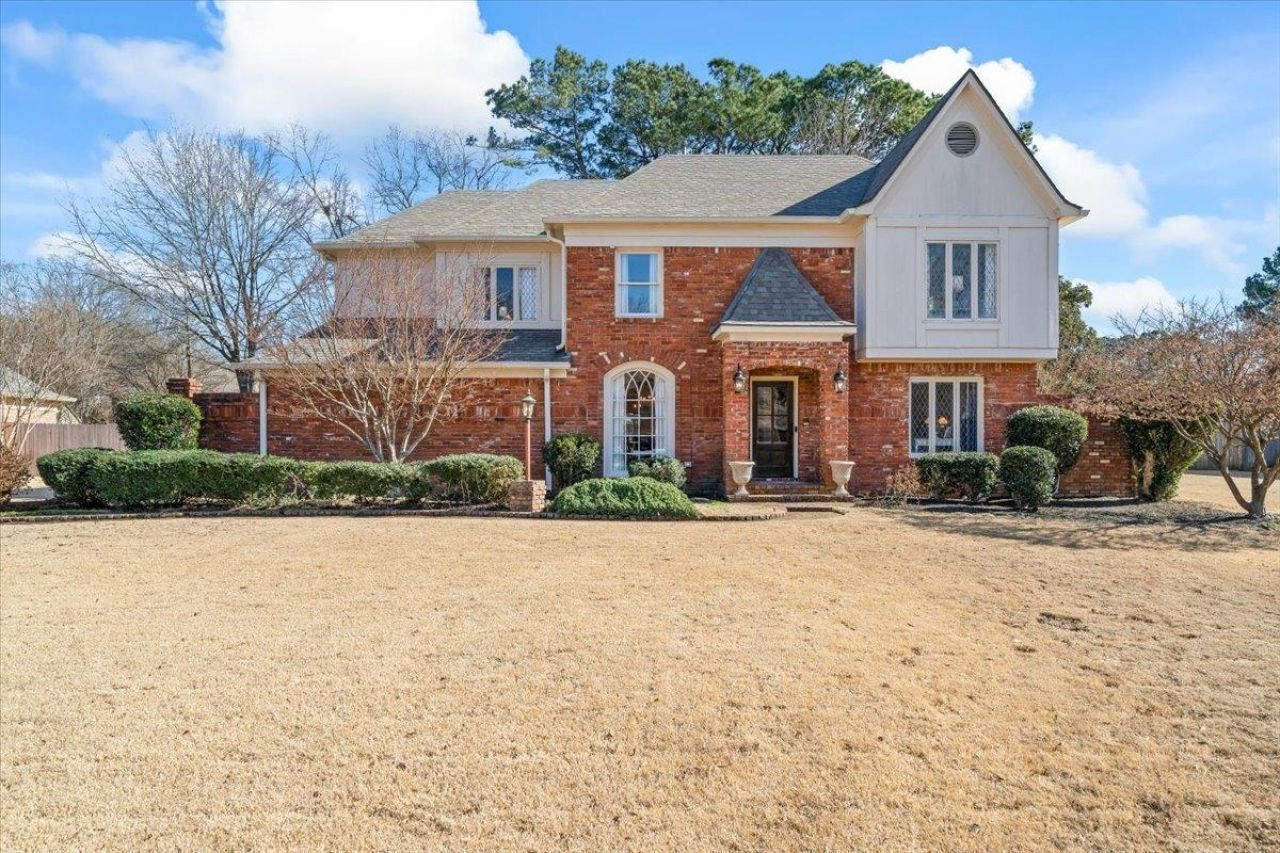 2126 Dalkeith Dr, Germantown, TN 38139 Main Photo