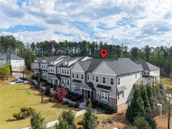 10055 River Rock Drive, Roswell, GA 30076