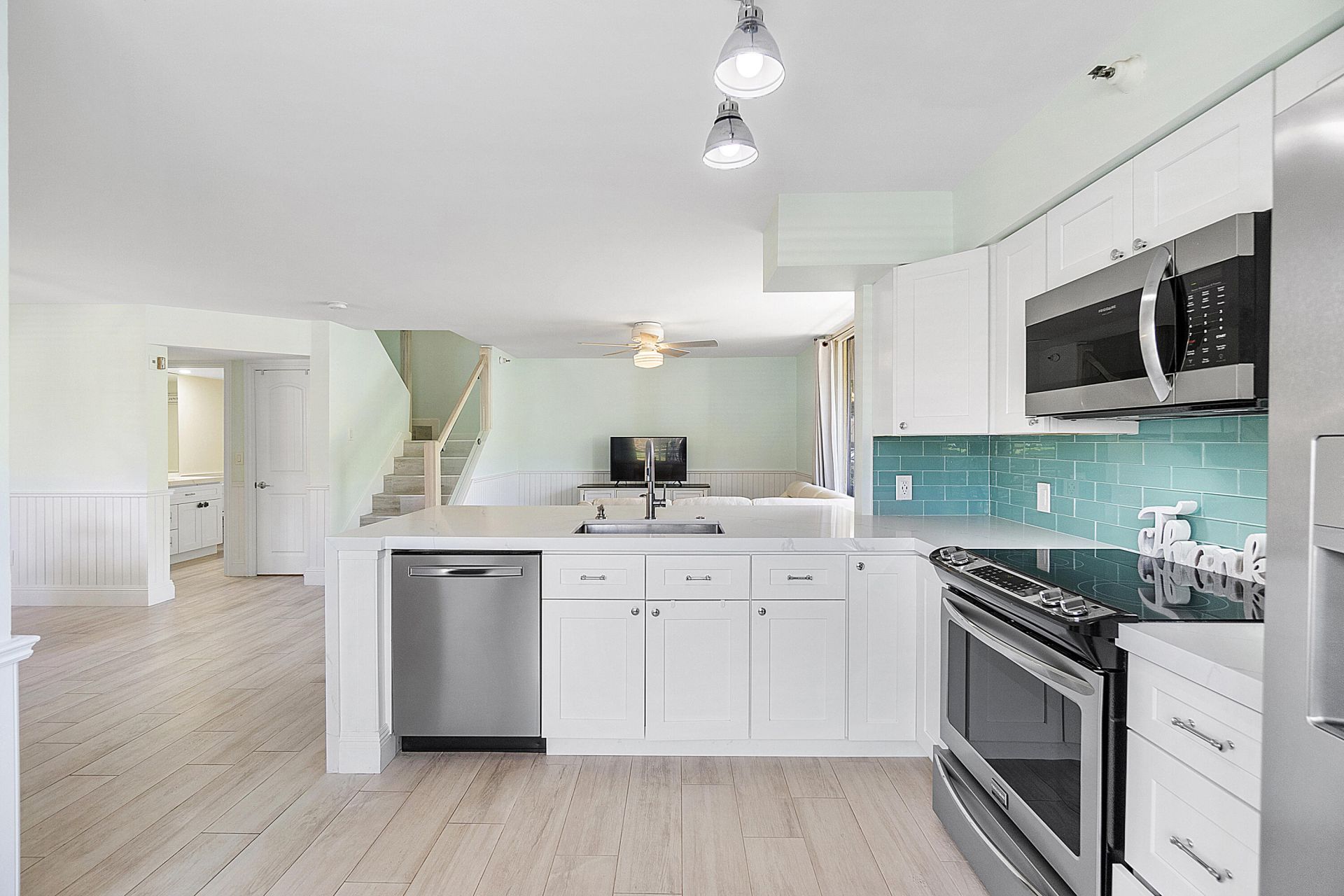 123 Yacht Club Way, Unit 101, Hypoluxo, FL 33462 Photo