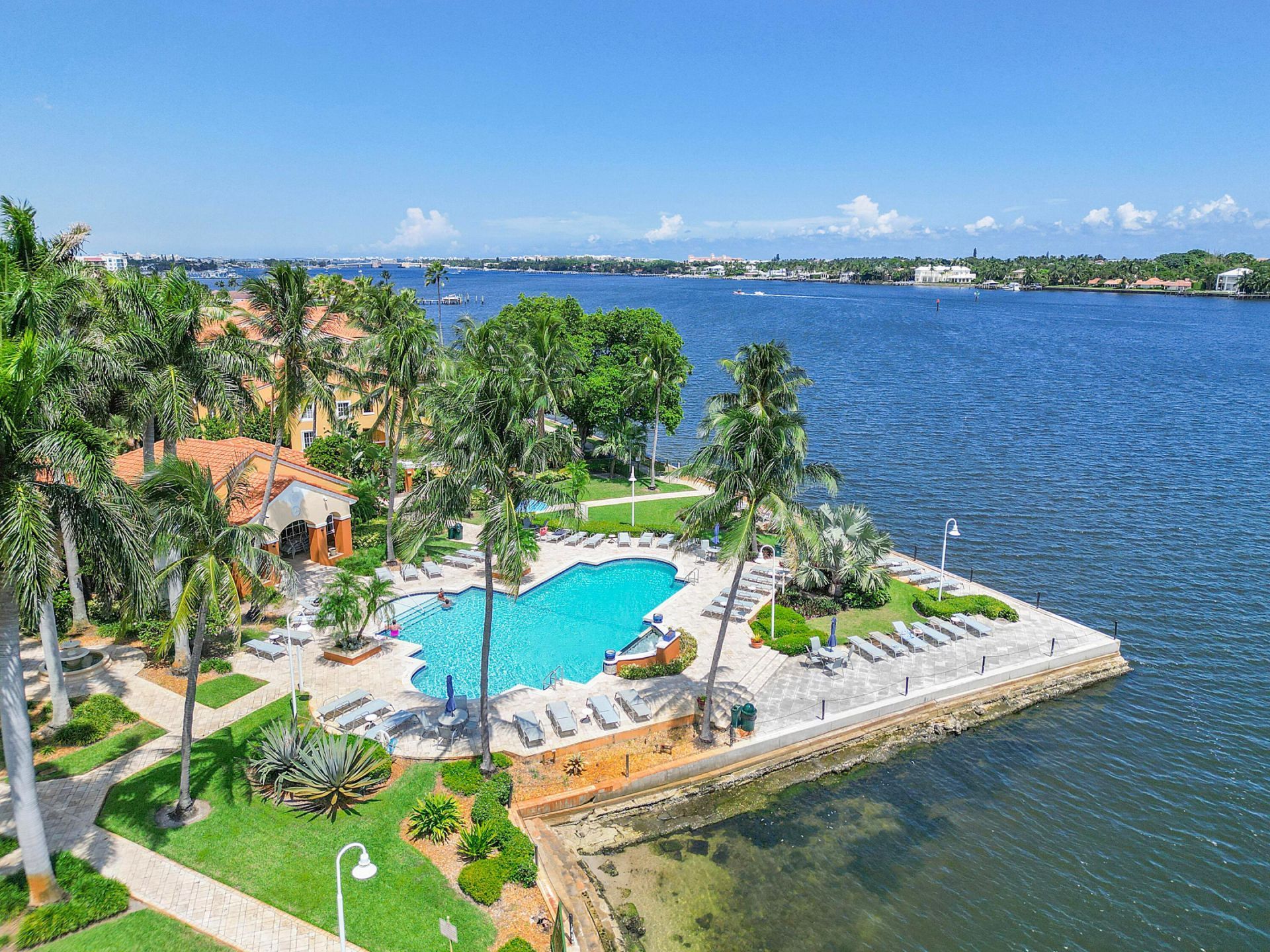 123 Yacht Club Way, Unit 101, Hypoluxo, FL 33462 Photo