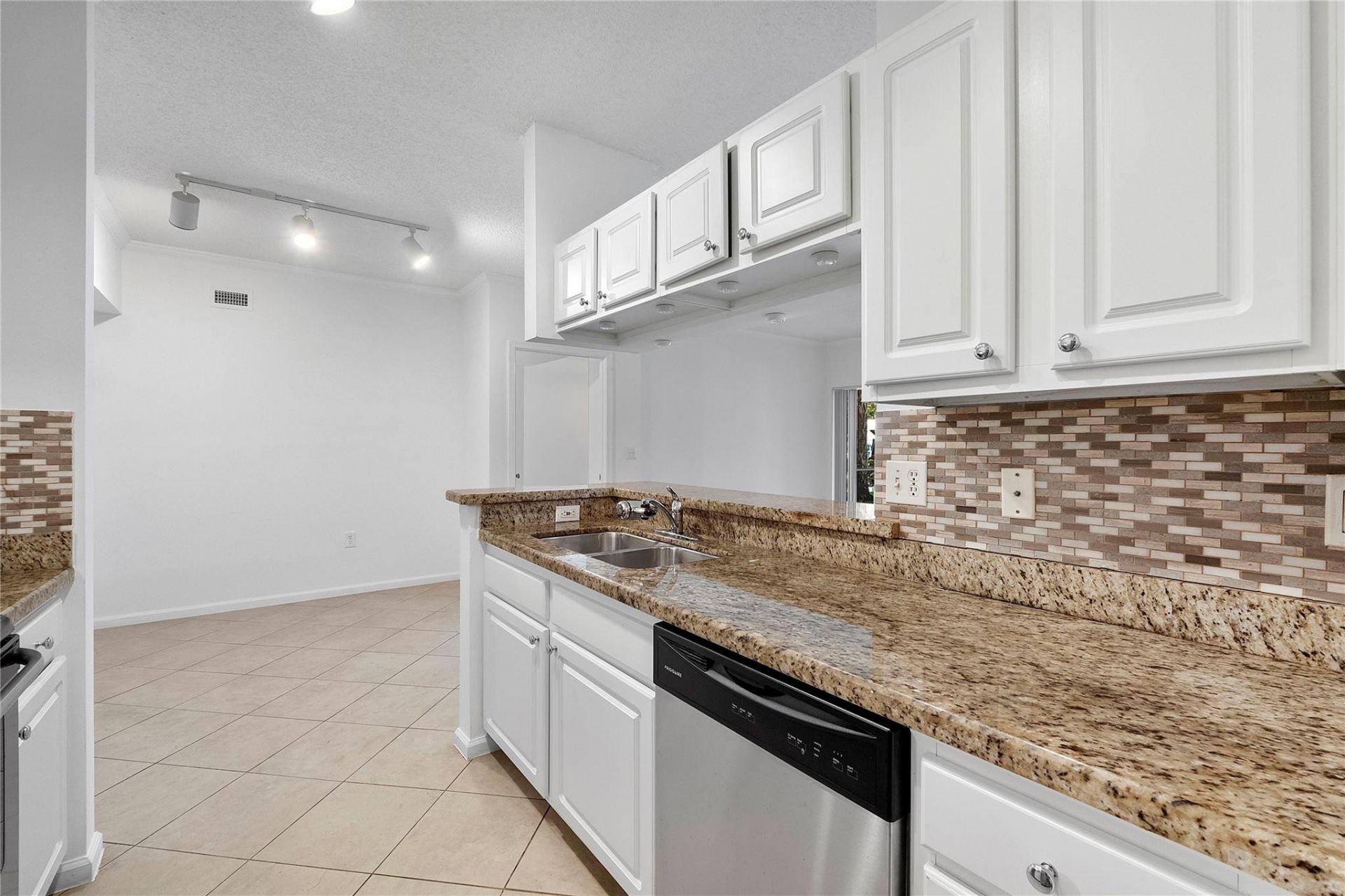 11655 W Atlantic Boulevard, Unit 2, Coral Springs, FL 33071 Photo