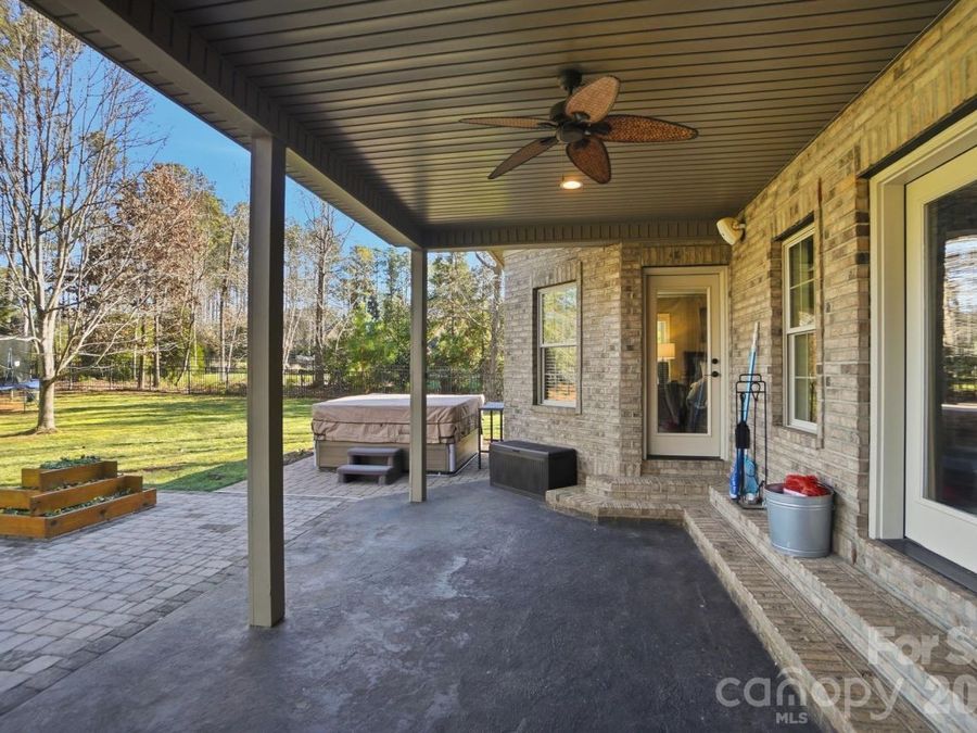 Property Image 40