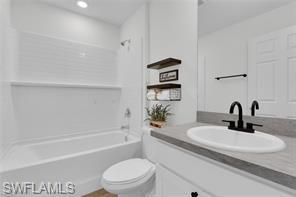 2825 NW 8th Pl, Cape Coral, FL 33993 Photo