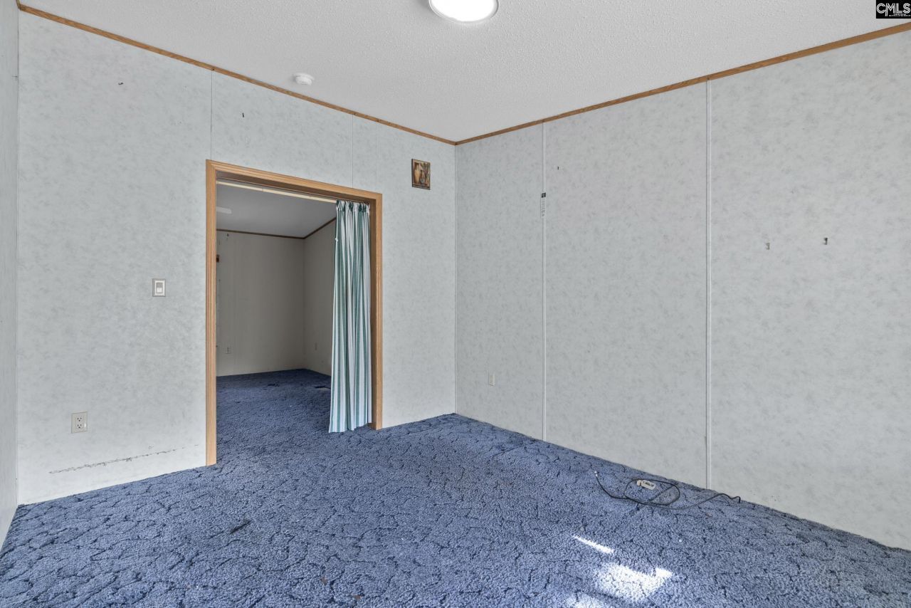 697 Ellene Road  Photo 18