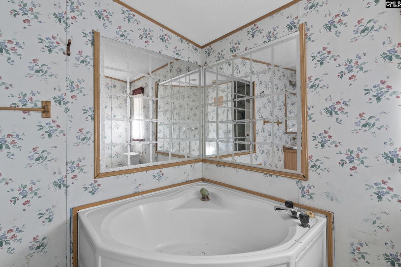 697 Ellene Road  Photo 20