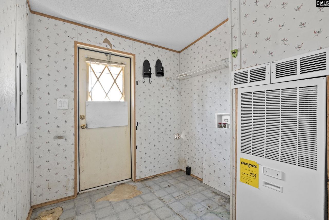 697 Ellene Road  Photo 23