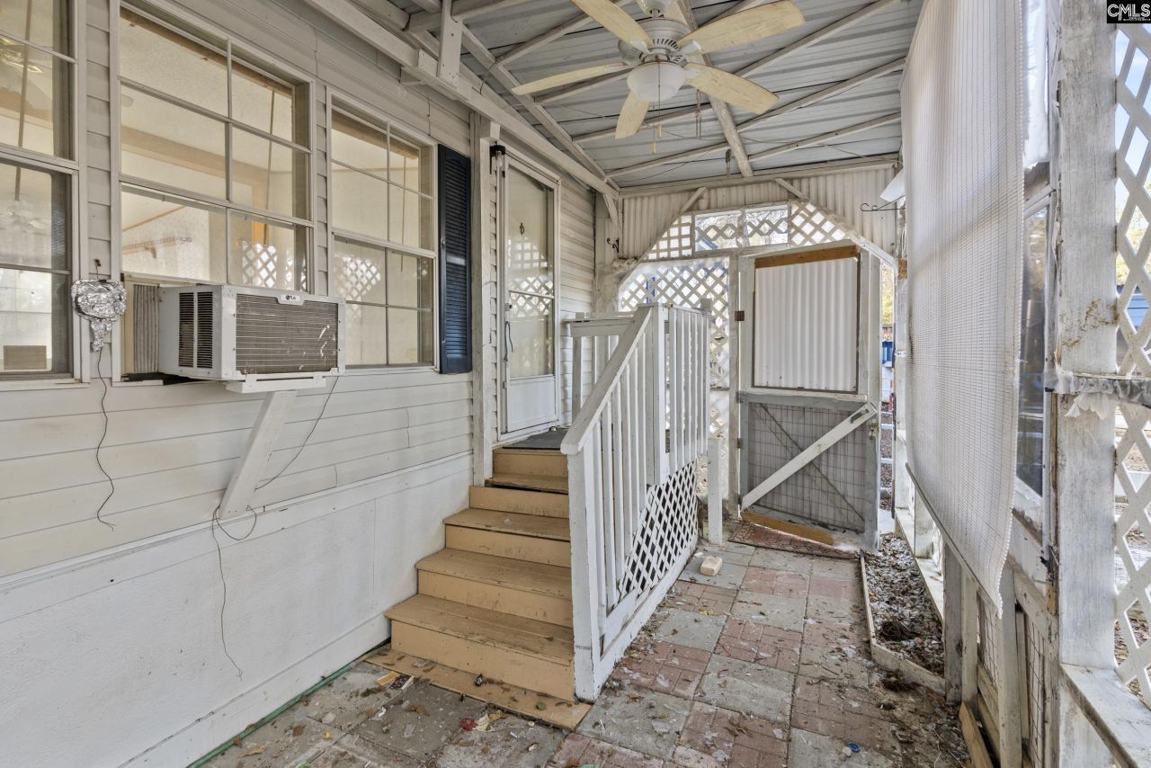 697 Ellene Road  Photo 29