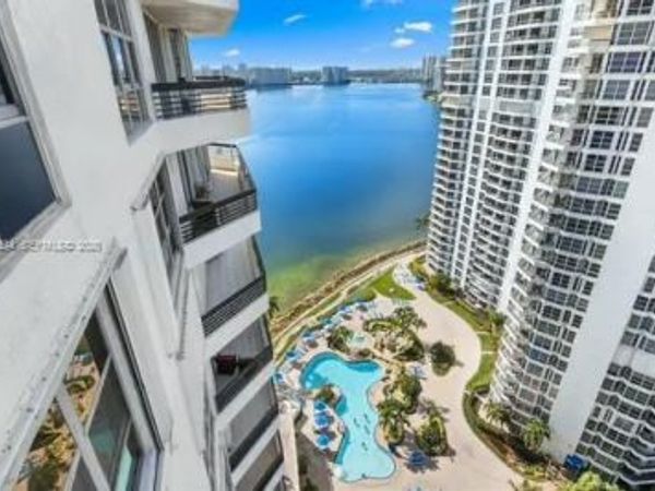 19195 NE 36th Ct, Unit 2302, Aventura, FL 33180