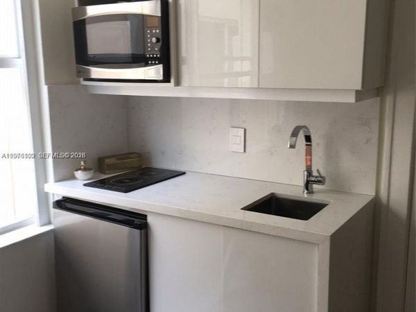 119 Menores Ave, Unit 8A, Coral Gables, FL 33134