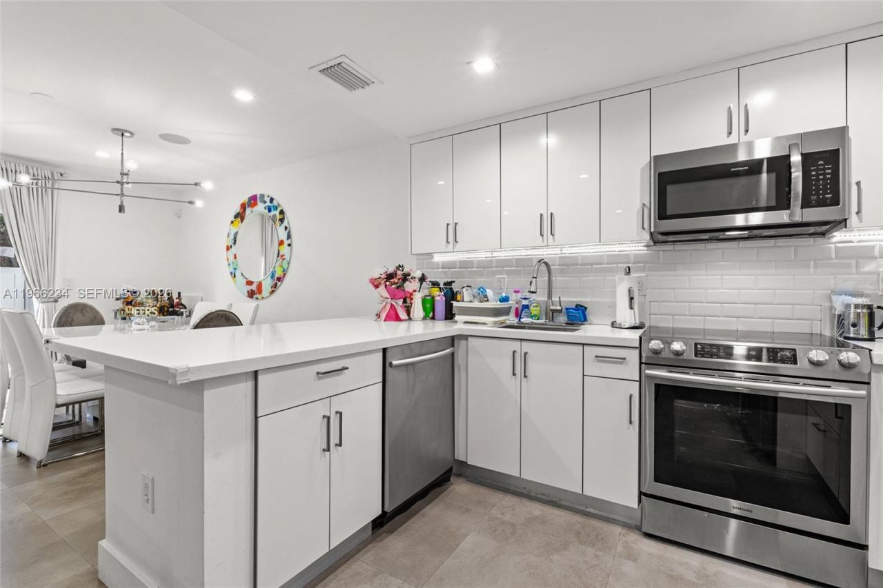 8216 SW 103rd Ave, Miami, FL 33173 Photo