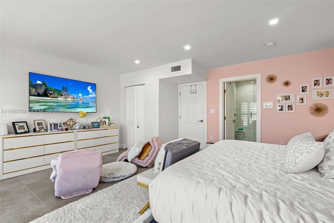 8216 SW 103rd Ave, Miami, FL 33173 Photo