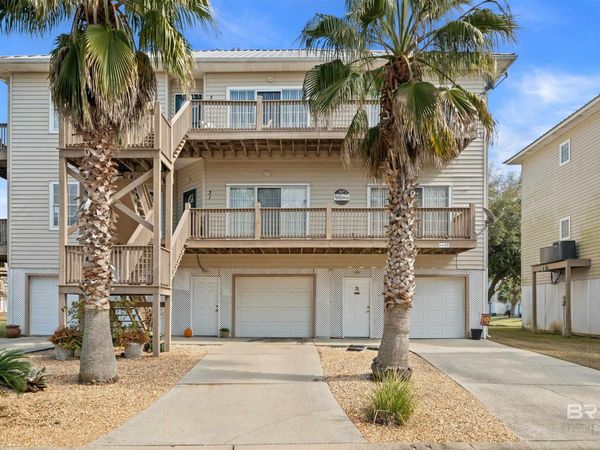 4 Yacht Club Drive, Unit 31, Daphne, AL 36526