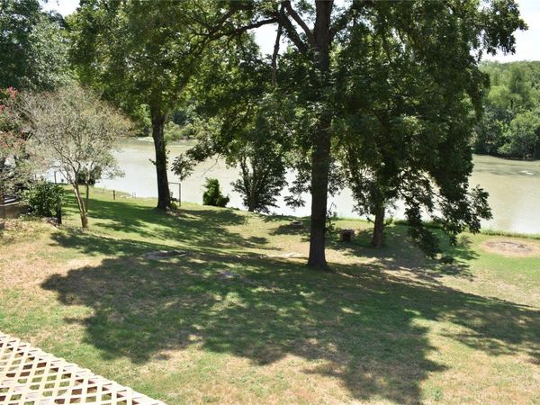 315 Riverwood DR, Bastrop, TX 78602
