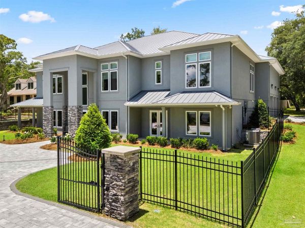 3911 Scenic Hwy, Pensacola, FL 32504