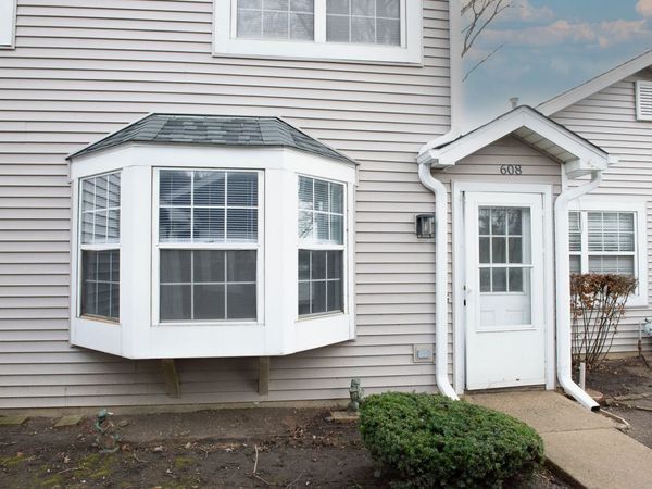 608 N Lake Shore Drive, Palatine, IL 60067