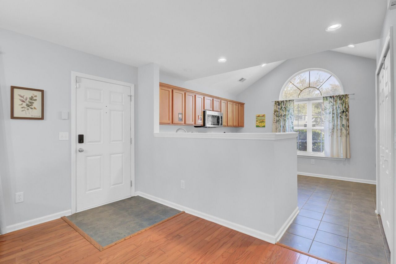 1106 Poplar Grove Place Photo 7