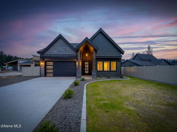 974 E STEEPLE CHASE RD, Hayden, ID 83835