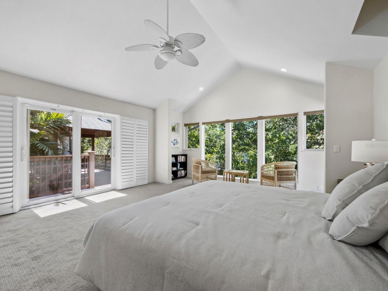 677 Lands End Drive, Longboat Key, FL 34228 Photo