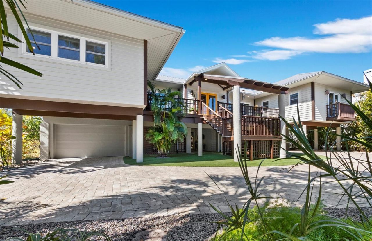 677 Lands End Drive, Longboat Key, FL 34228 Photo