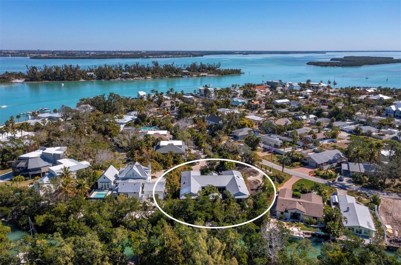 677 Lands End Drive, Longboat Key, FL 34228 Photo