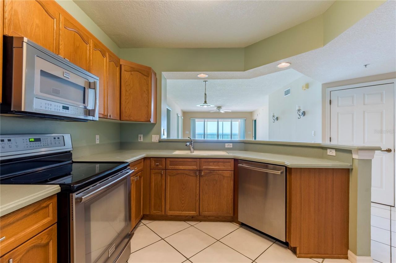16450 Gulf Boulevard, Unit 361, North Redington Beach, FL 33708 Photo